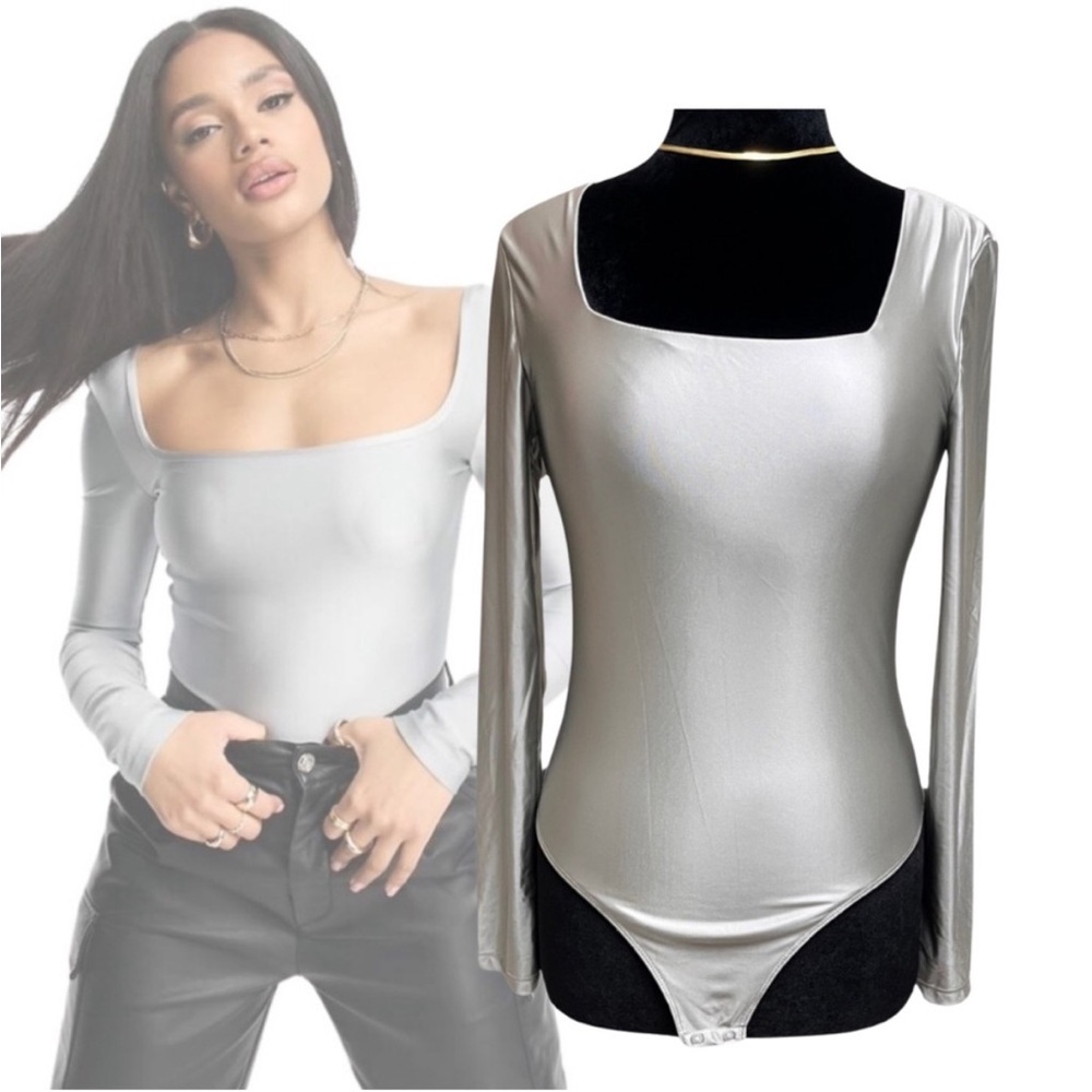 House of Harlow 1960 Silver Bodysuit Top Long-sleeve Square Neck
